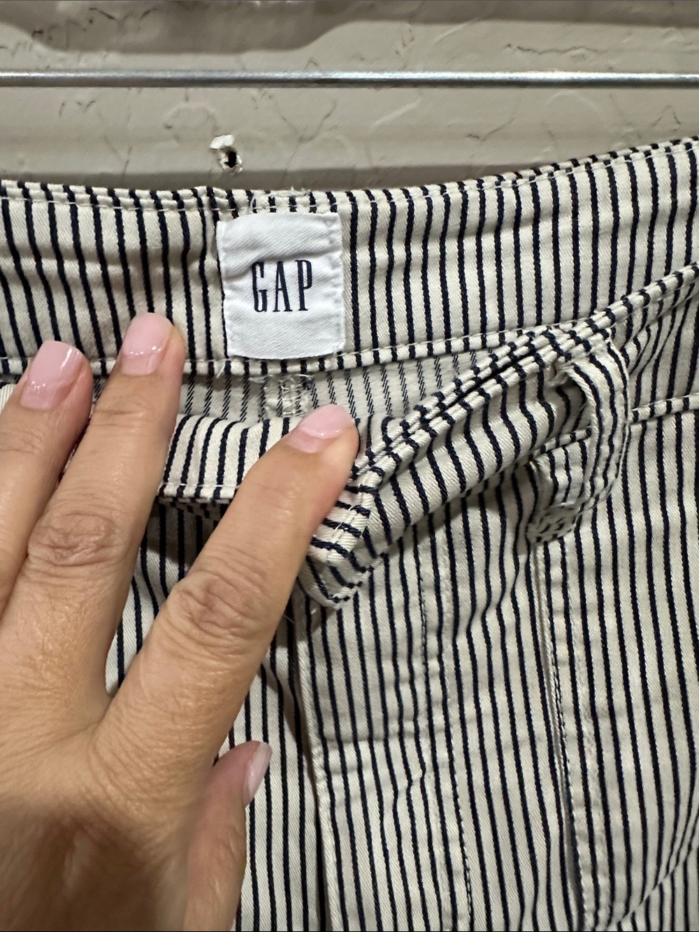 GAP Barrel Striped Wide-Leg Trousers in White and Black - Picture 2 of 4